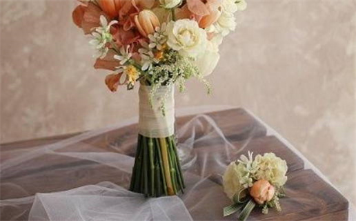 2028年农历闰五月廿四是不是结婚吉日 是办婚礼好日子吗