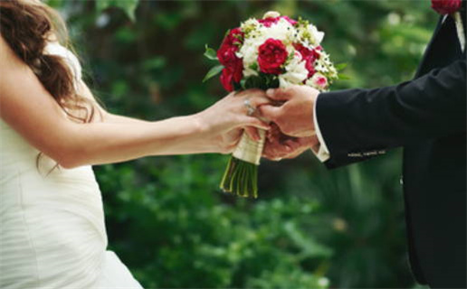 2027年农历腊月初九结婚吉日查询 是办婚礼好日子吗