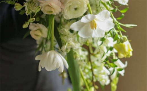 2027年农历冬月廿七是结婚好日子吗 是办婚礼好日子吗