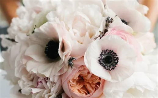 2027年11月24日结婚日子如何 今日办喜事好吗